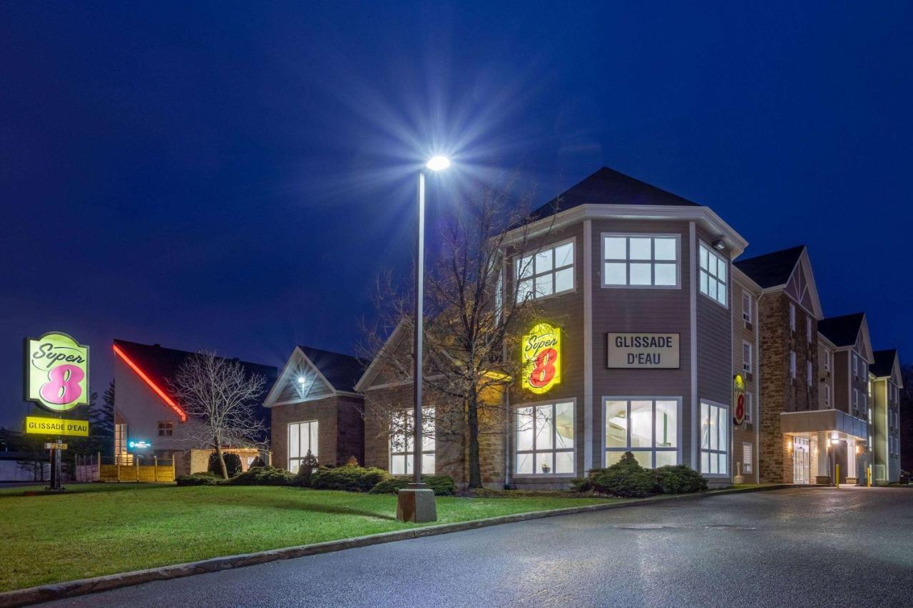 Super 8 By Wyndham Quebec City Luaran gambar