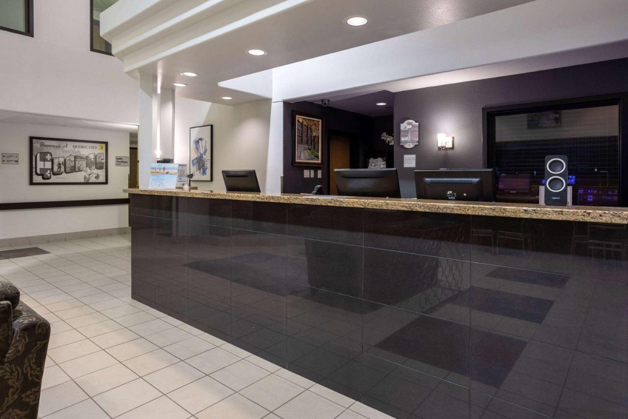 Super 8 By Wyndham Quebec City Luaran gambar