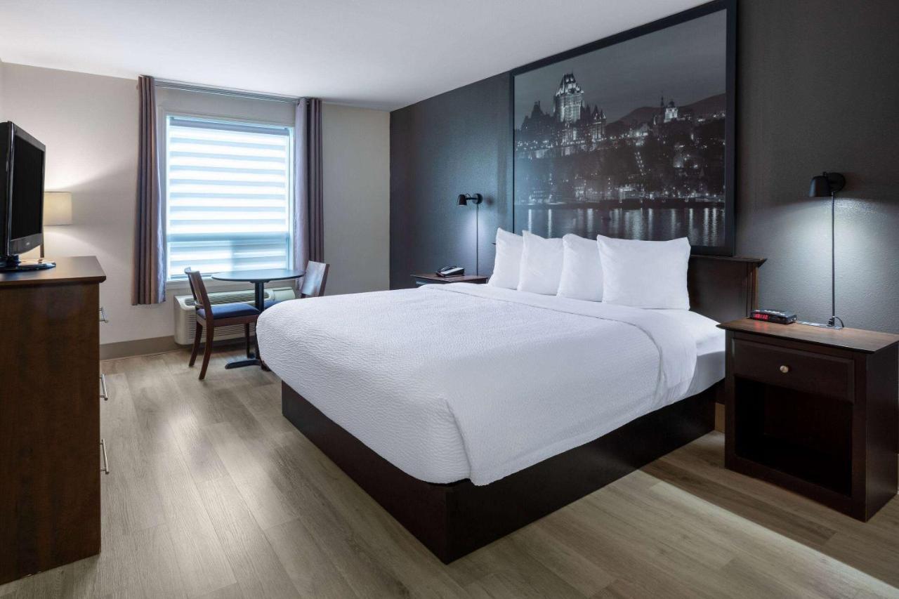 Super 8 By Wyndham Quebec City Luaran gambar